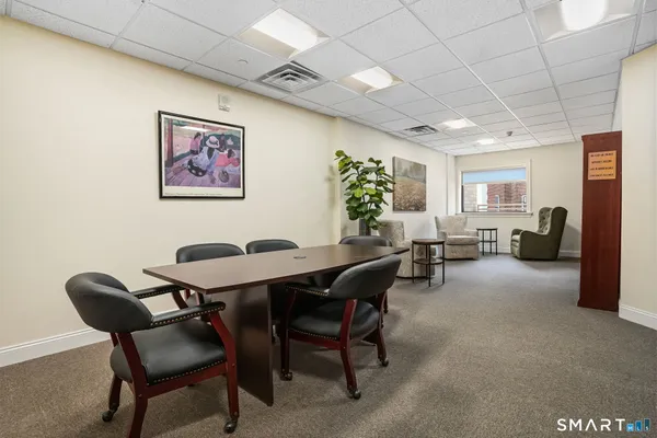 $3,200 | 143 Hoyt Street, Unit 1K, Stamford, CT 06905