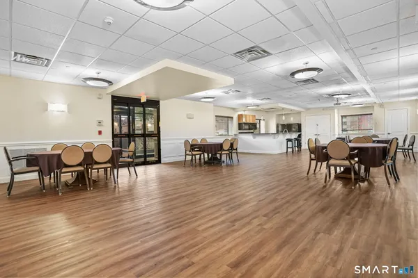 $3,200 | 143 Hoyt Street, Unit 1K, Stamford, CT 06905