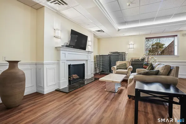 $3,200 | 143 Hoyt Street, Unit 1K, Stamford, CT 06905