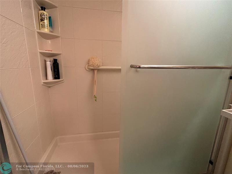 30 Tilford B, Unit 30 Deerfield Beach, FL 33442 - Photo 9 of 23 a close up of a shower