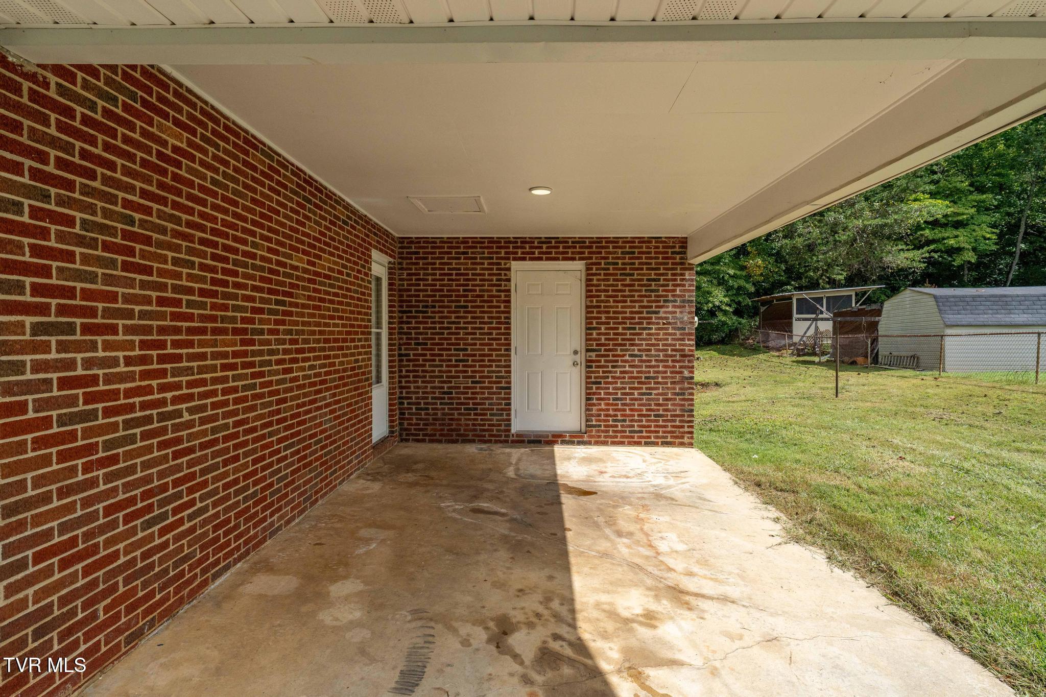 112 Evergreen Road, Unit 30 Jonesborough, TN 37659 - Photo 34 of 44 112 Evergreen Road (9 of 44)