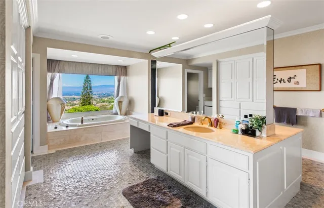 $7,800,000 | 17 Napoli, Newport Beach, CA 92660