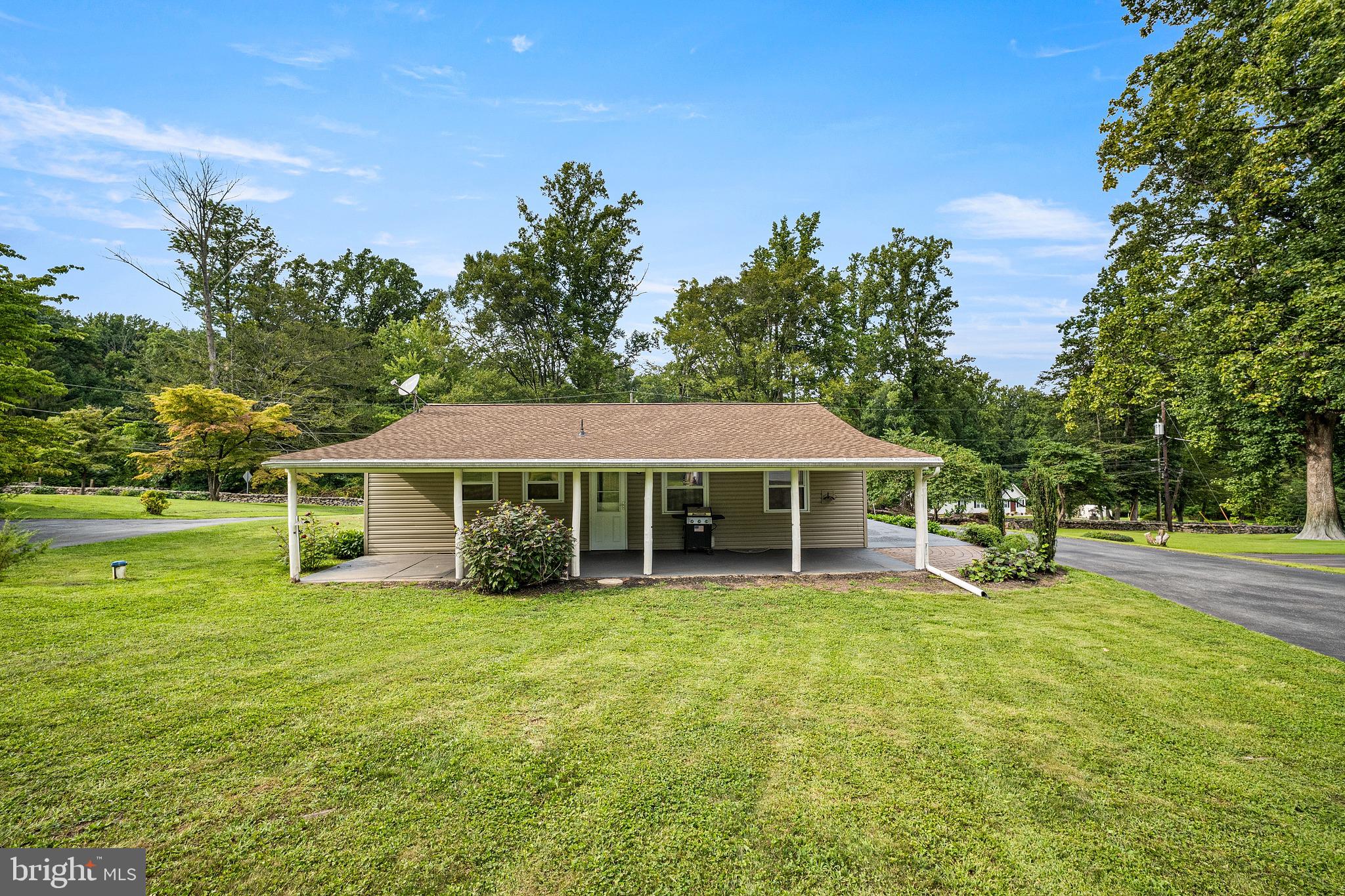 48 New Road Elverson, PA 19520 - Photo 3 of 33 Gallery Image 3