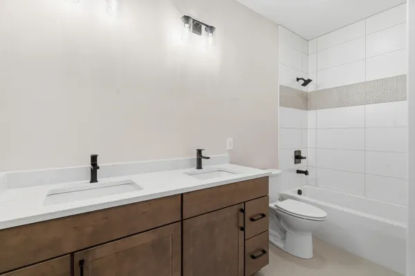 $930,000 | 8050 West PQ Avenue, Kalamazoo, MI 49009
