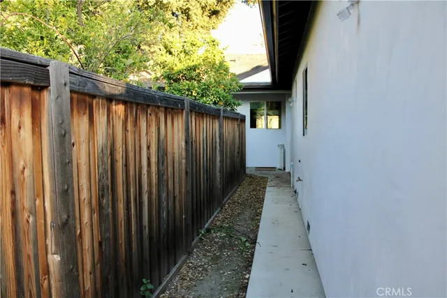 $2,100 | 921 North Berkeley Avenue, Claremont, CA 91711