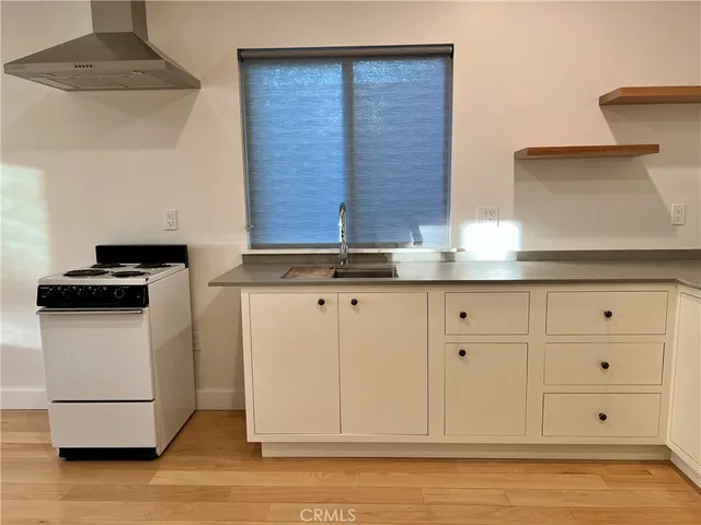 $2,100 | 921 North Berkeley Avenue, Claremont, CA 91711