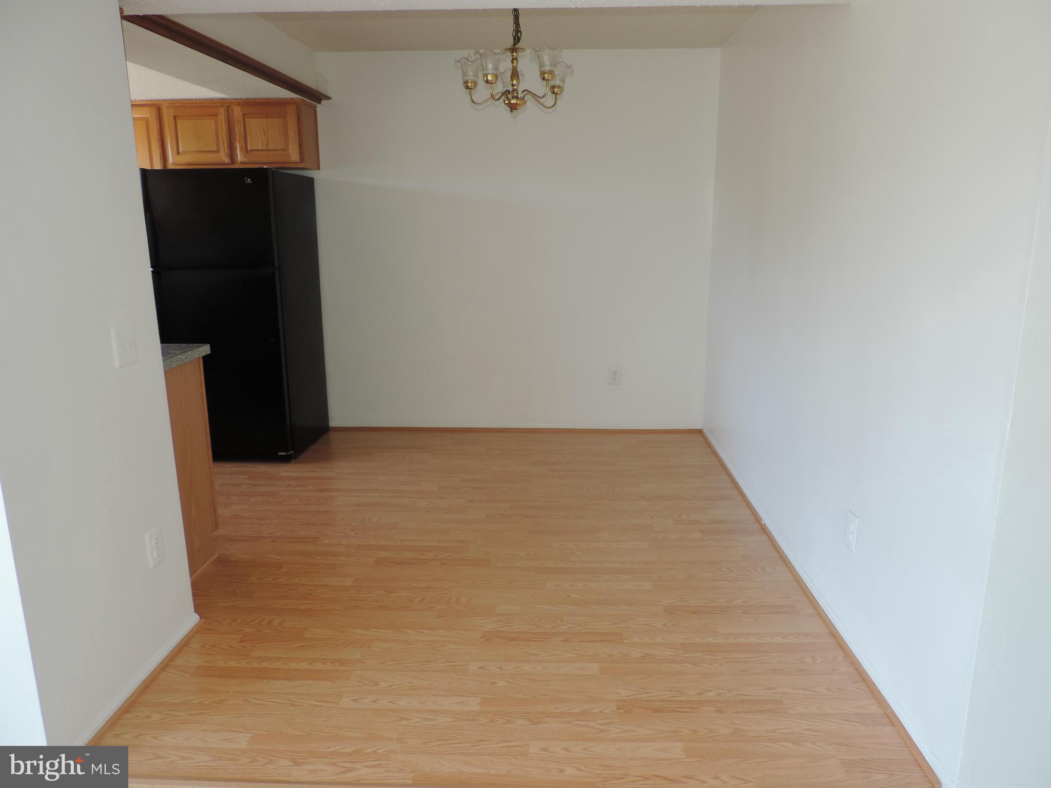 108 Fort Evans Road Southeast, Unit D Leesburg, VA 20175 - Photo 4 of 11 Dining Room