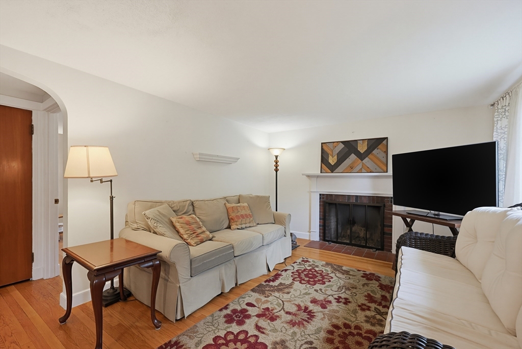 67 Branch Road Weymouth, MA 02190 - Photo 25 of 41