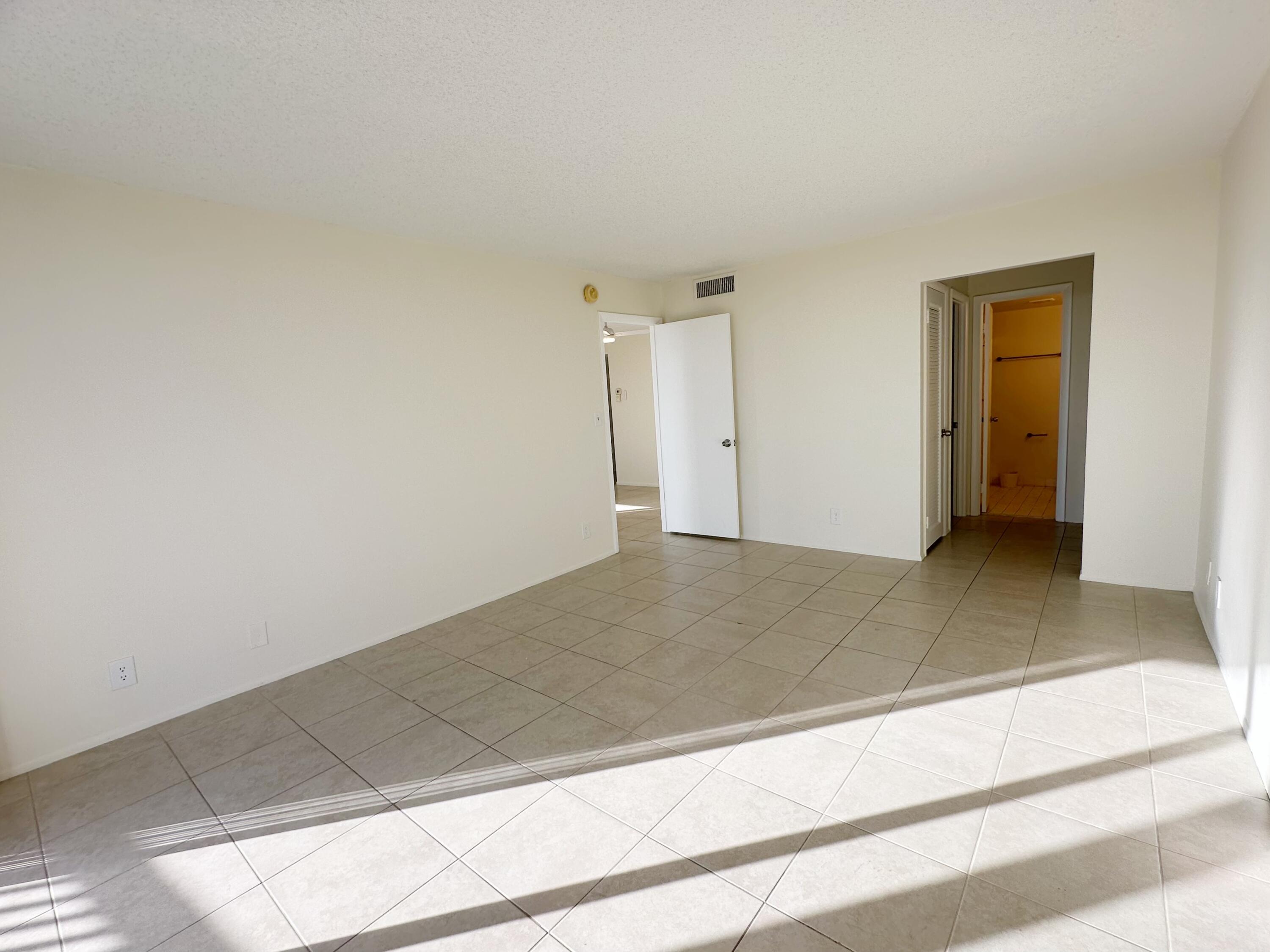 5301 Northwest 2nd Avenue, Unit 401 Boca Raton, FL 33487 - Photo 20 of 39 IMG_5413