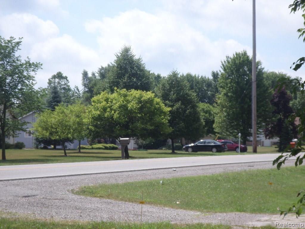 5100 Belsay Road Grand Blanc, MI 48439 - Photo 3 of 15 SAM_2808.JPG