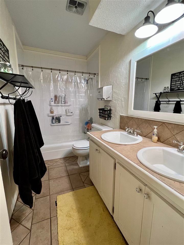 1703 North 11th Street Perry, OK 73077 - Photo 15 of 20 Gallery Image 15