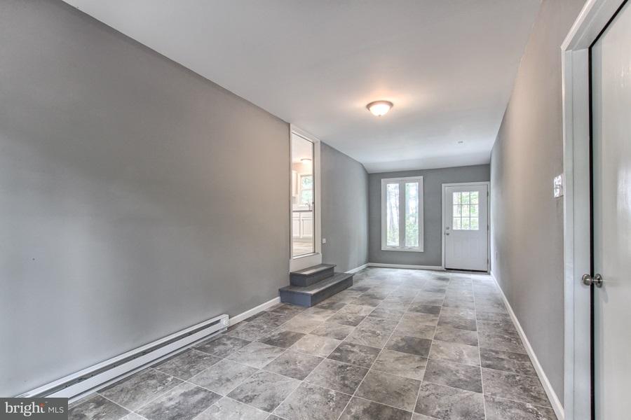 215 Red Tank Road Boiling Springs, PA 17007 - Photo 20 of 25 Gallery Image 20