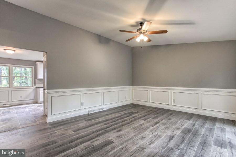 215 Red Tank Road Boiling Springs, PA 17007 - Photo 9 of 25 Gallery Image 9