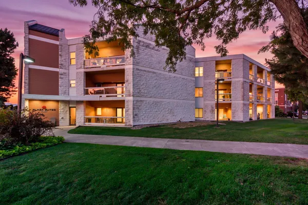 $175,000 | 14575 Burma Avenue West, Unit 303, Rosemount, MN 55068