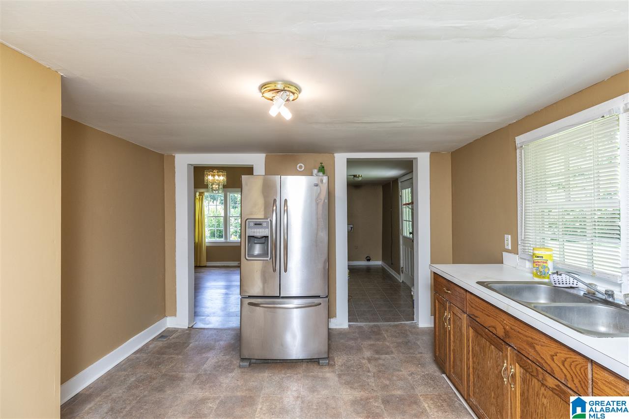 6230 Warrior River Road Bessemer, AL 35023 - Photo 5 of 18