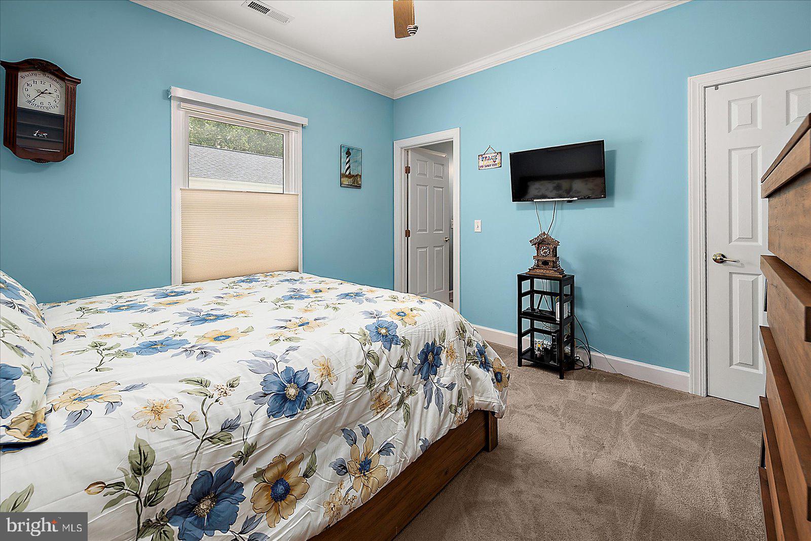 30944 Holts Landing Road Dagsboro, DE 19939 - Photo 54 of 77 #2 Bedroom - walk in closet