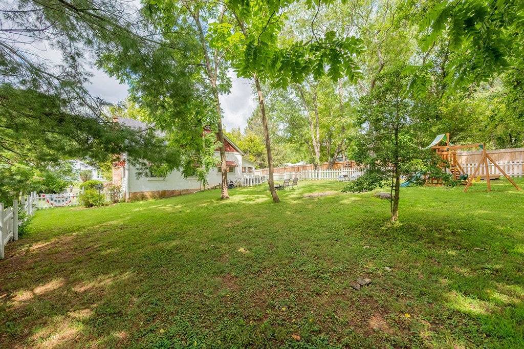 1301 Newbern Road Pulaski, VA 24301 - Photo 44 of 50 Gallery Image 44