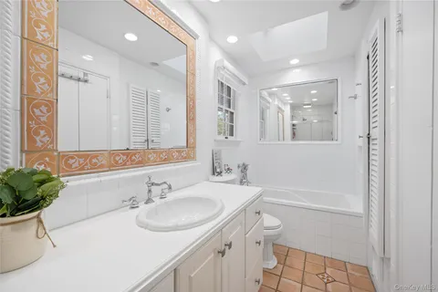 $1,275,000 | 124 Hillandale Drive, New Rochelle, NY 10804