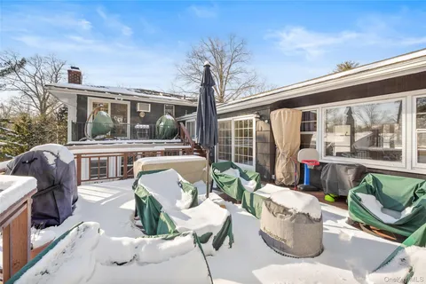 $1,275,000 | 124 Hillandale Drive, New Rochelle, NY 10804