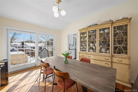 $1,275,000 | 124 Hillandale Drive, New Rochelle, NY 10804