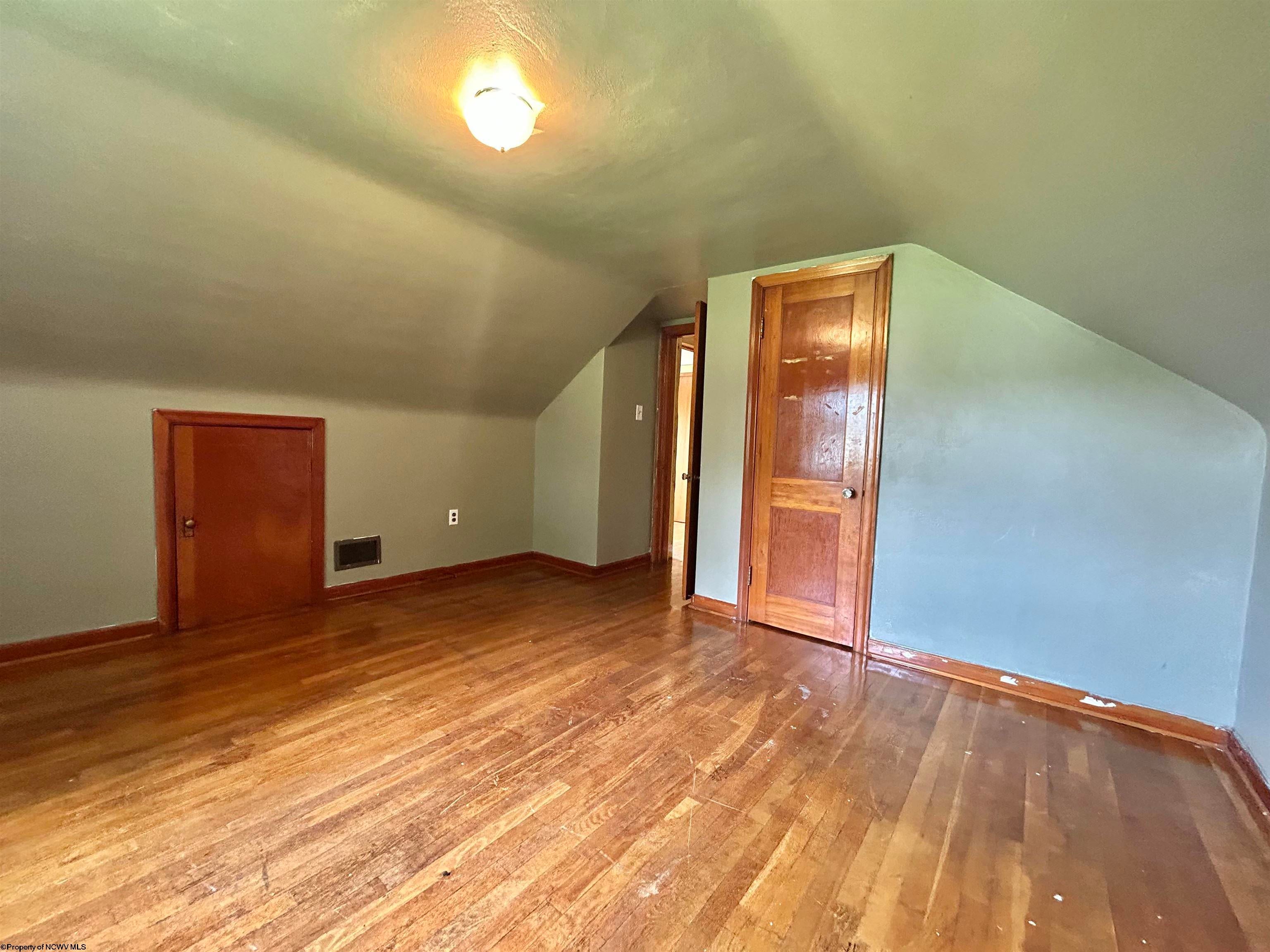 339 Chesapeake Road Fairmont, WV 26554 - Photo 16 of 25 Gallery Image 16