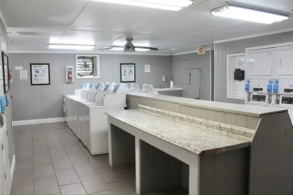 $1,400 | 10301 Highway 27, Unit 192, Clermont, FL 34711