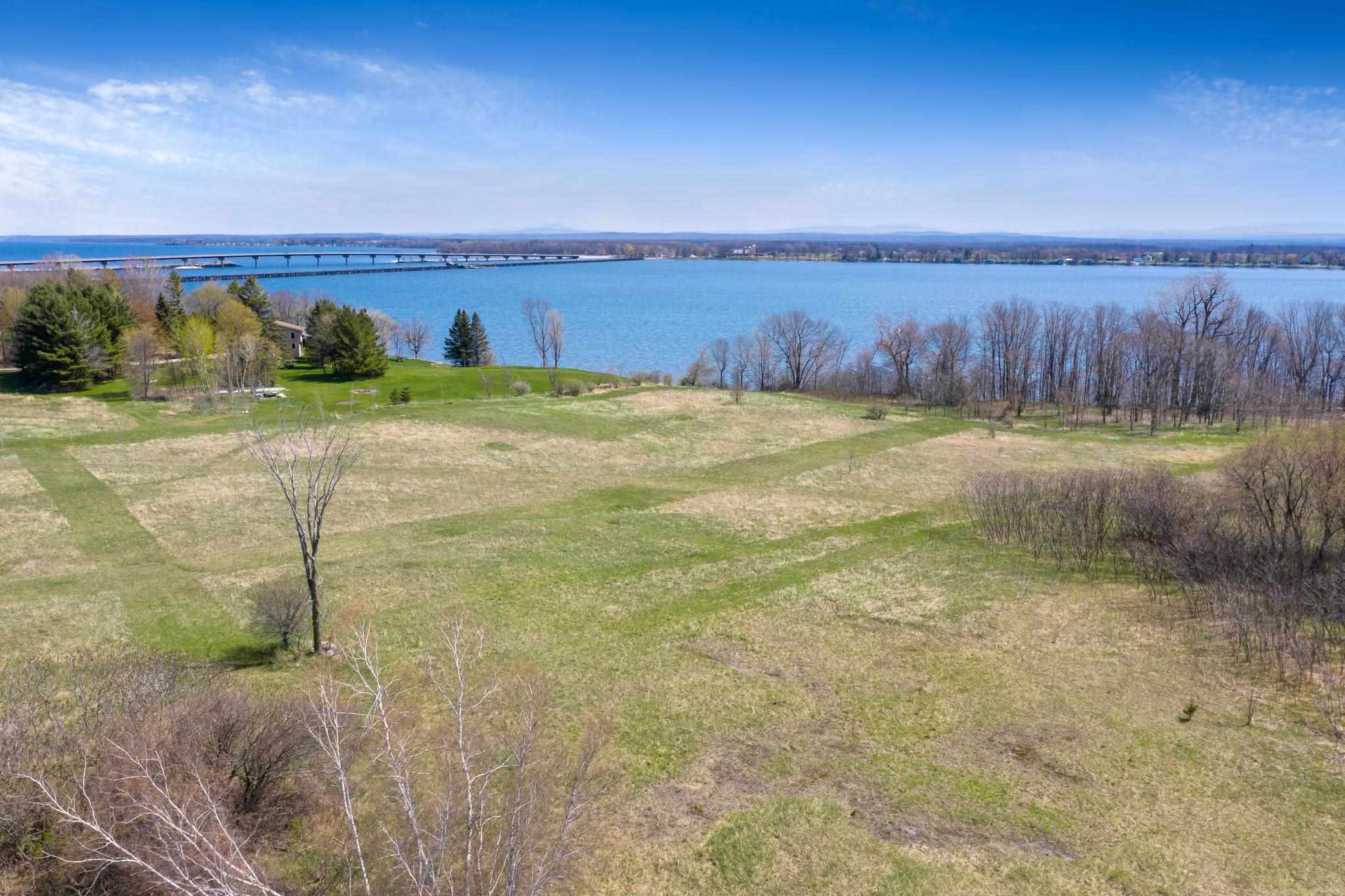 17 McGregor Point Alburgh, VT 05440 - Photo 7 of 18 Gallery Image 7