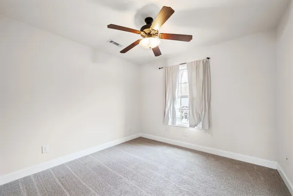 $2,100 | 1224 Meachem Drive, Clarksville, TN 37042