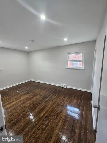 $1,800 | 7822 Anita Drive, Philadelphia, PA 19111