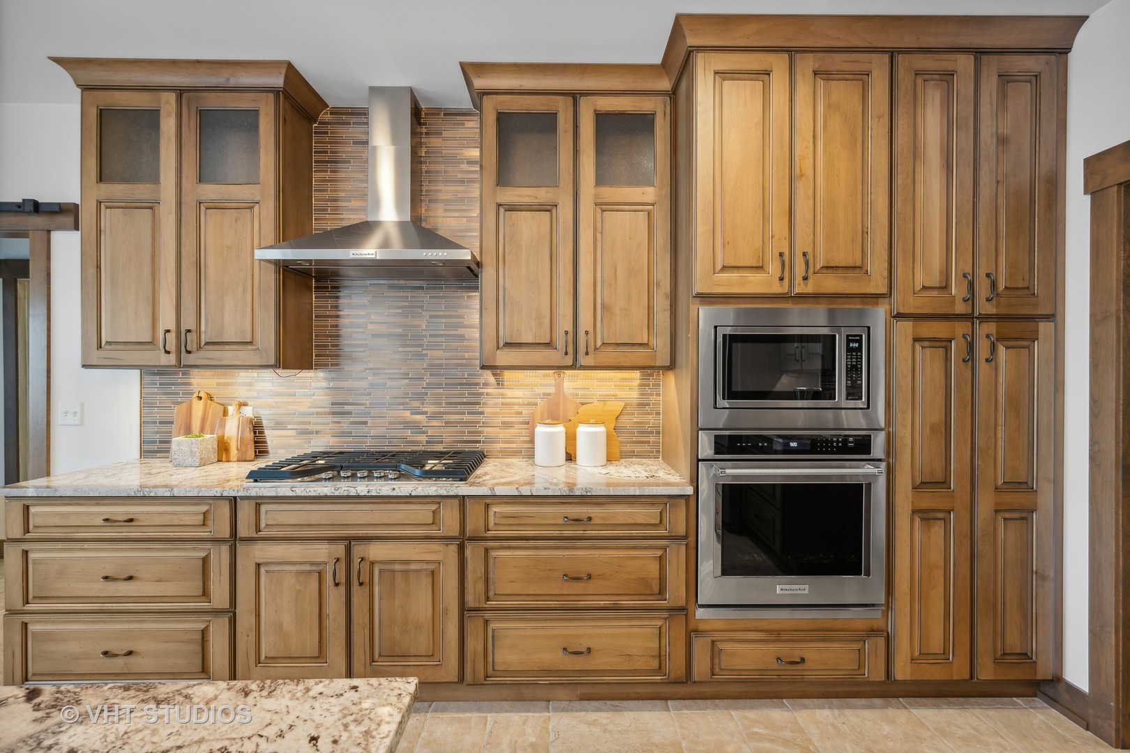 790 Robertson Road South Elgin, IL 60177 - Photo 9 of 31 a kitchen with stainless steel appliances granite countertop a stove and a refrigerator