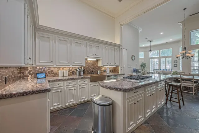 $6,900 | 26 Spiceberry Place, The Woodlands, TX 77382