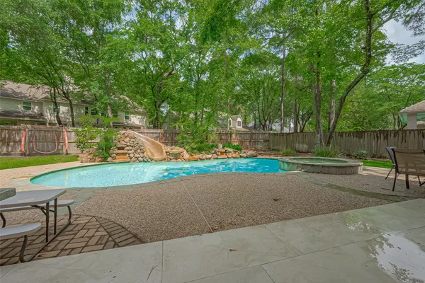 $6,500 | 26 Spiceberry Place, The Woodlands, TX 77382