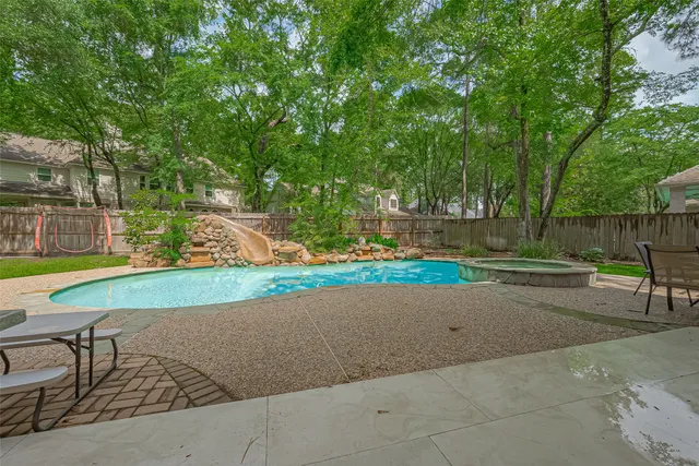 $6,900 | 26 Spiceberry Place, The Woodlands, TX 77382