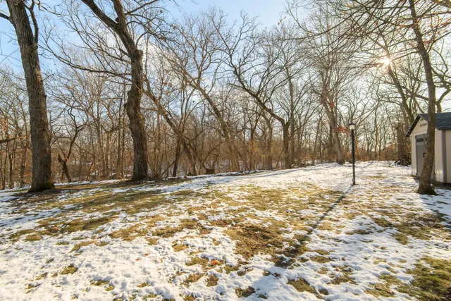 $574,900 | S94W23205 Meadow View Lane, Vernon, WI 53103