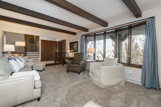 $574,900 | S94W23205 Meadow View Lane, Vernon, WI 53103