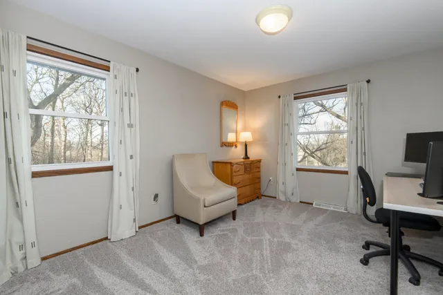 $574,900 | S94W23205 Meadow View Lane, Vernon, WI 53103