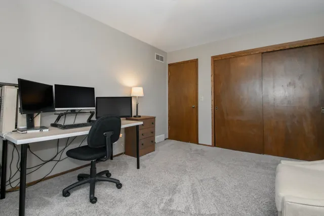 $574,900 | S94W23205 Meadow View Lane, Vernon, WI 53103