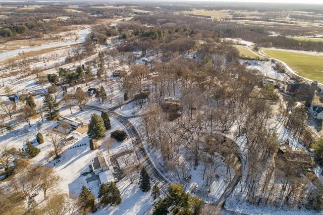 $574,900 | S94W23205 Meadow View Lane, Vernon, WI 53103