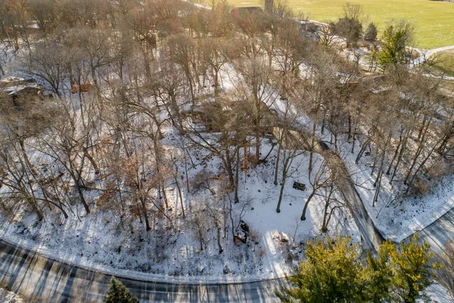 $574,900 | S94W23205 Meadow View Lane, Vernon, WI 53103