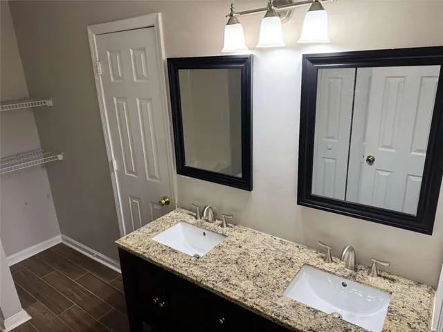 $1,900 | 3047 Regal Park Court, Duluth, GA 30096