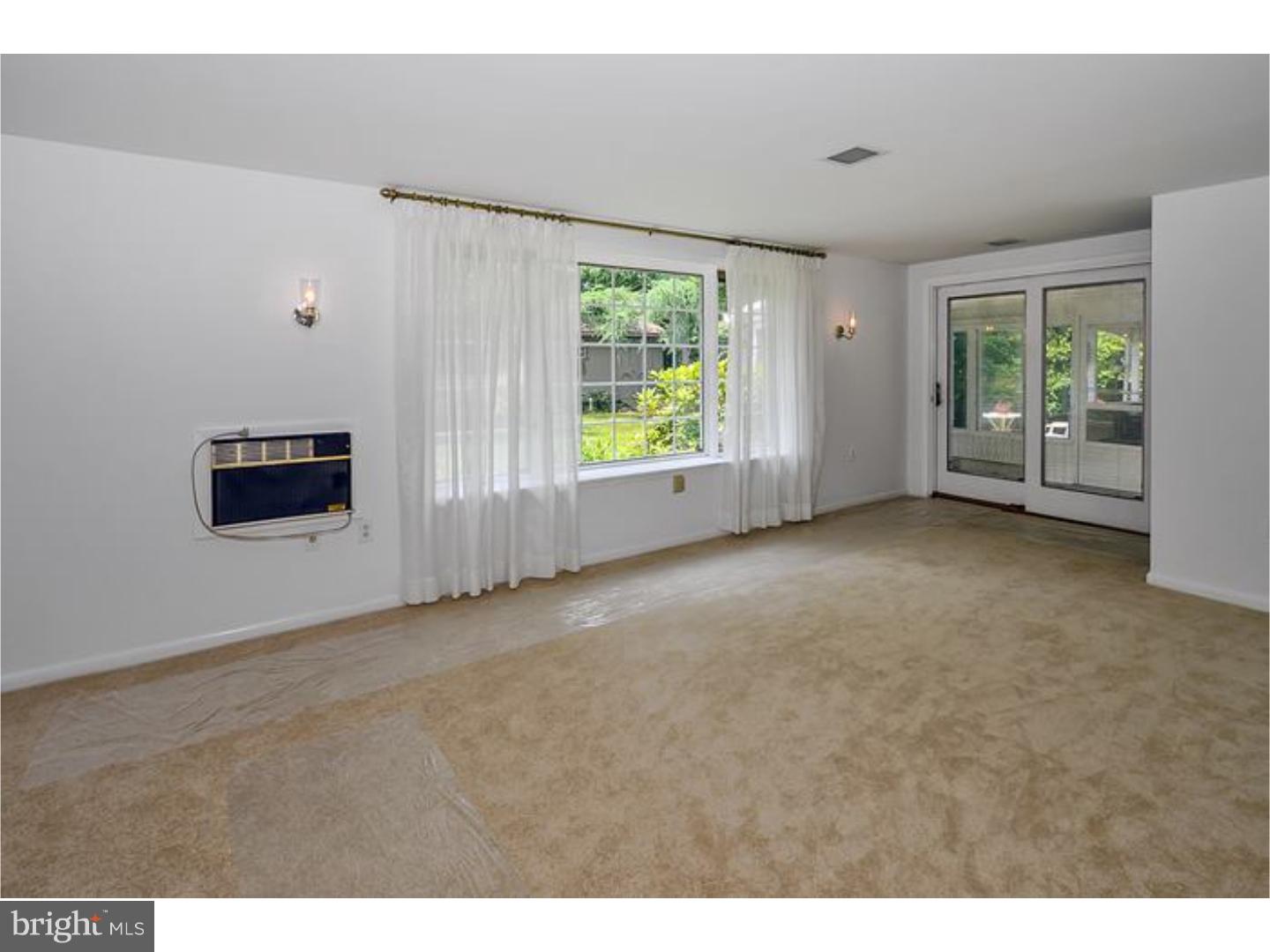 1204 Wakefield Road Flourtown, PA 19031 - Photo 11 of 22 Family Room