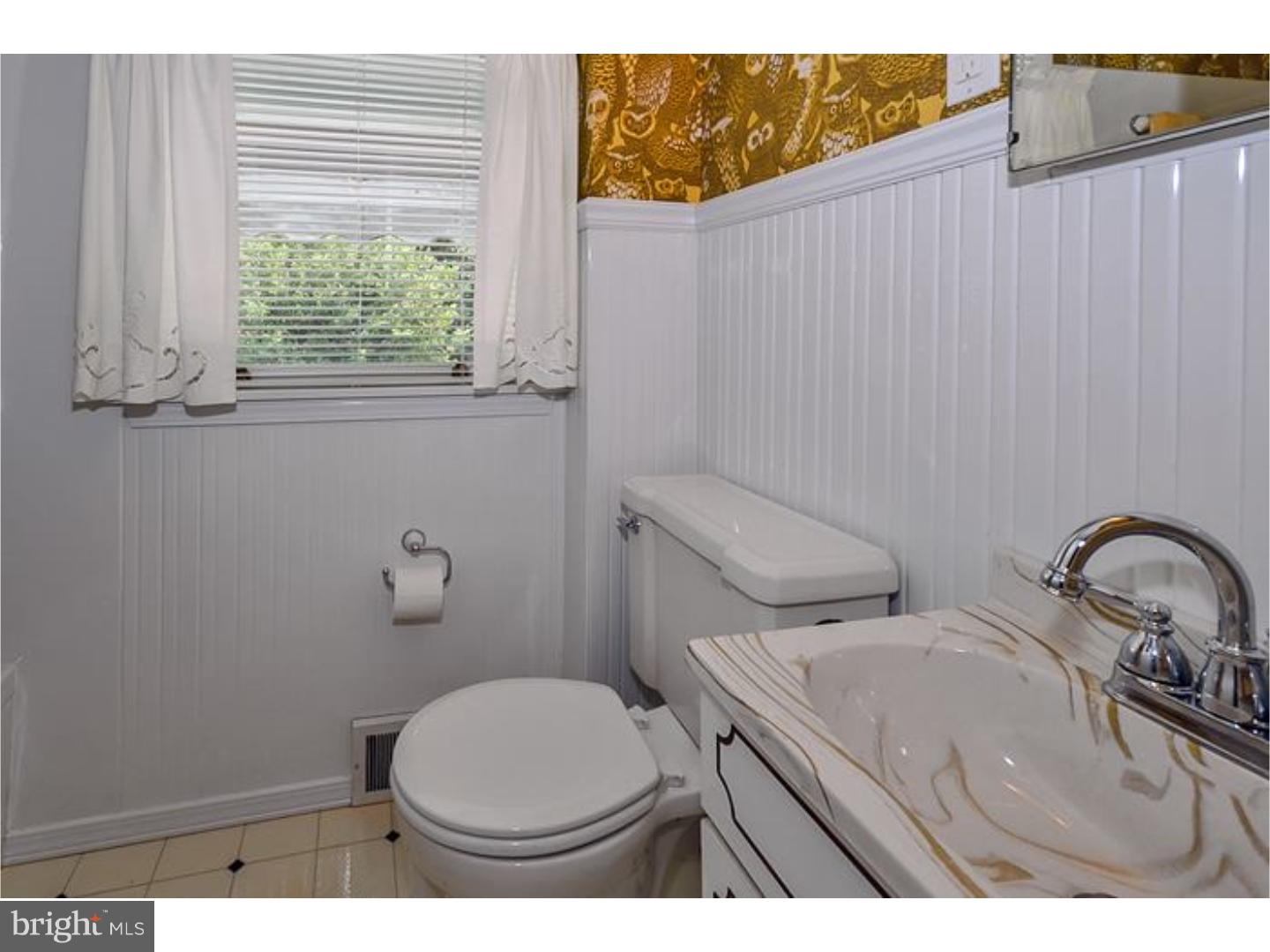 1204 Wakefield Road Flourtown, PA 19031 - Photo 14 of 22
