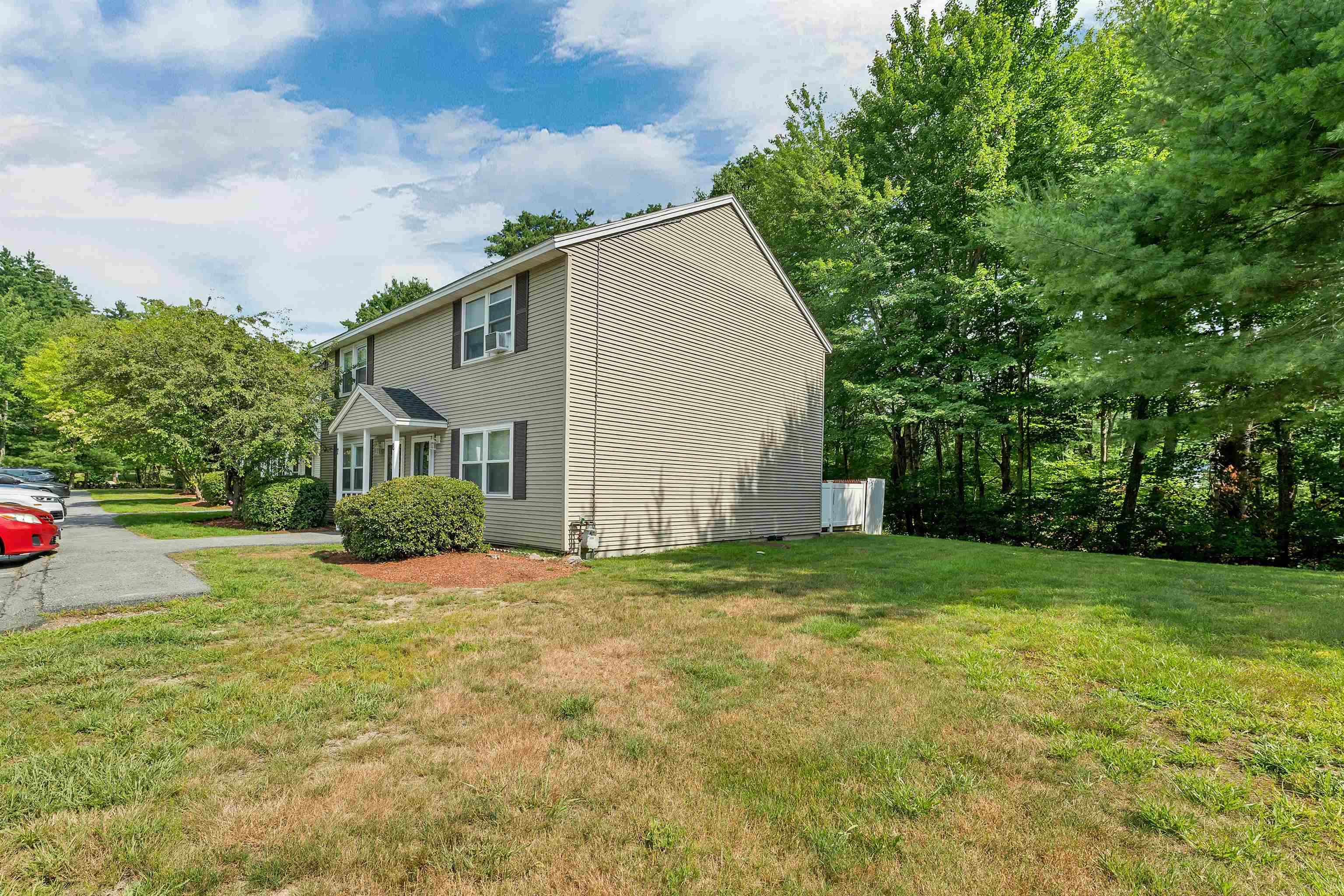 1035 South Mammoth Road, Unit 3 Manchester, NH 03109 - Photo 37 of 37