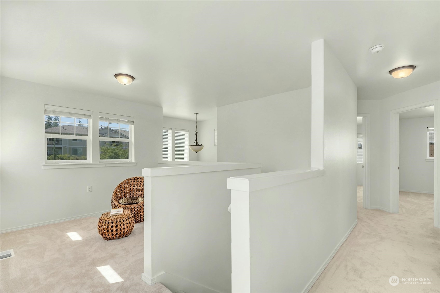 15 164th Street Southwest, Unit J4 Bothell, WA 98012 - Photo 22 of 39 a room with a window