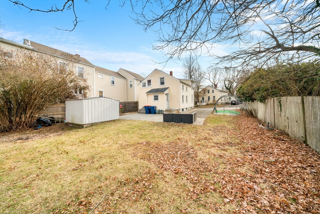 26 Spring Street Fairhaven, MA 02719 - Photo 6 of 33 Gallery Image 6