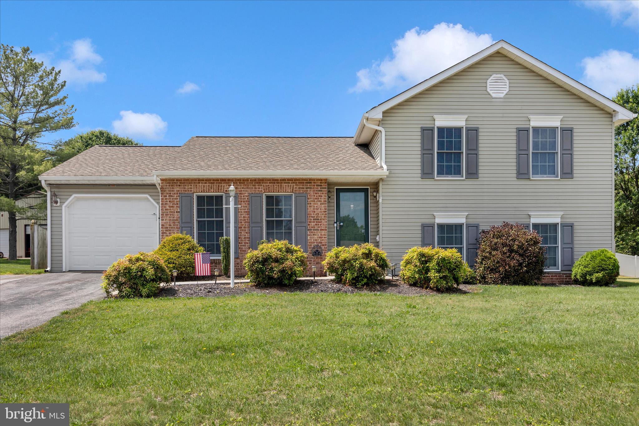 109 Rebecca's Court Smithsburg, MD 21783 - Photo 1 of 44 Exterior Front