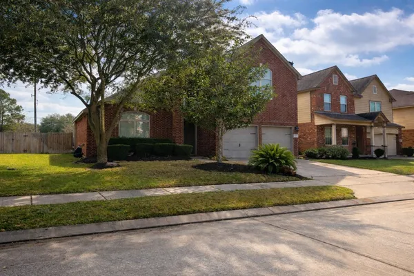 $2,450 | 3915 Markspring Lane, Spring, TX 77388