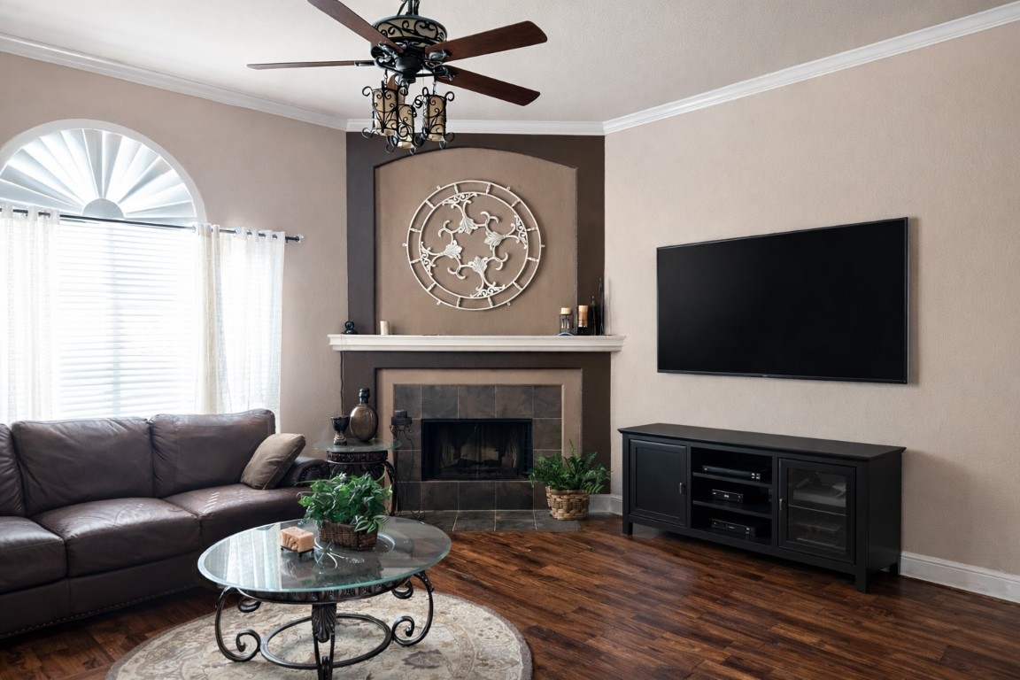 3915 Markspring Lane Spring, TX 77388 - Photo 4 of 22