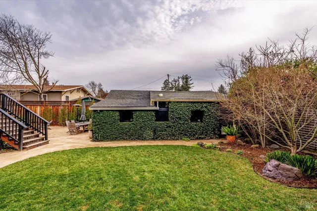 $1,250,000 | 2019 Brown Street, Napa, CA 94559