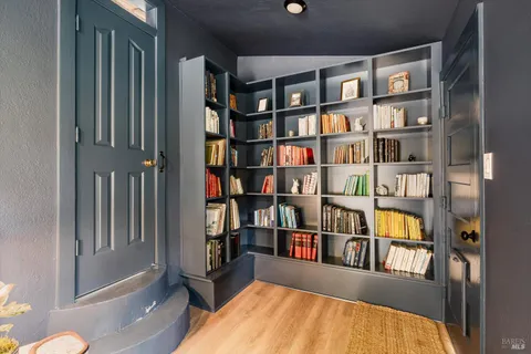 $1,250,000 | 2019 Brown Street, Napa, CA 94559